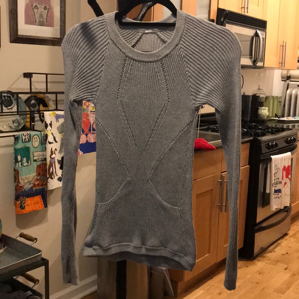 Lululemon Knitted Gray Sweater